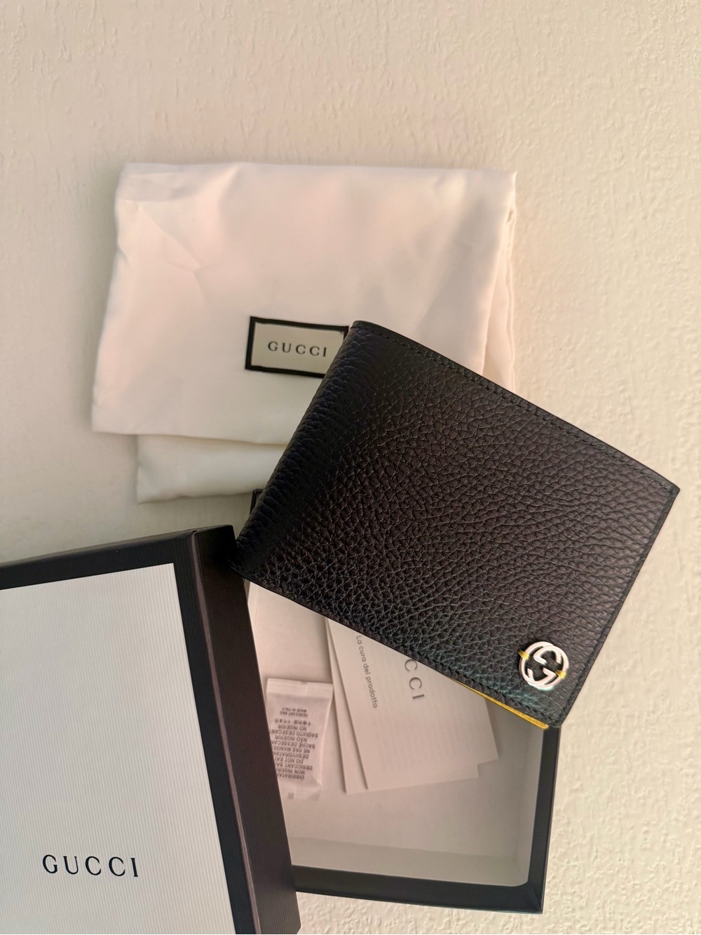 Men Accessories Subcategory Identification